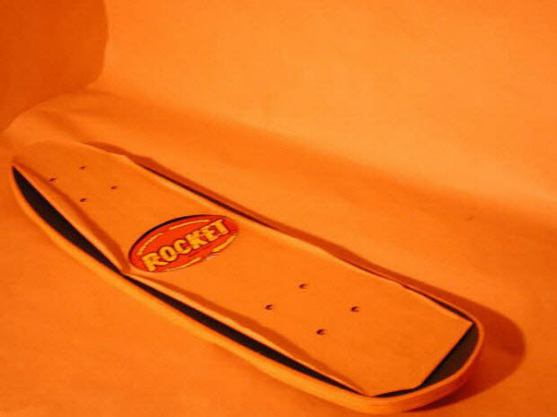 skateboard - Modèle "Rocket Pro"