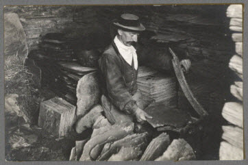 photographie - Charles Géniaux (1870-1931) : vues de Bretagne ; Métier : ardoisier