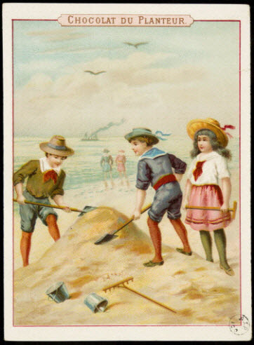 carte réclame - Enfants jouant avec le sable sur une plage